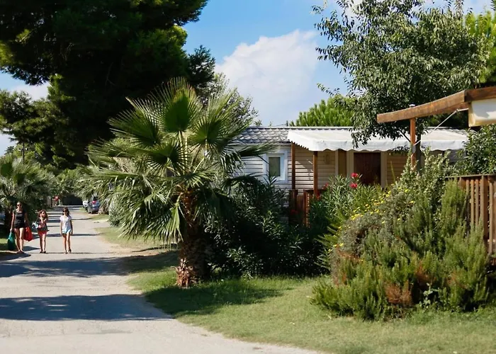 Mobil-Home 3Ch 34 M2 A Saint-Cyprien